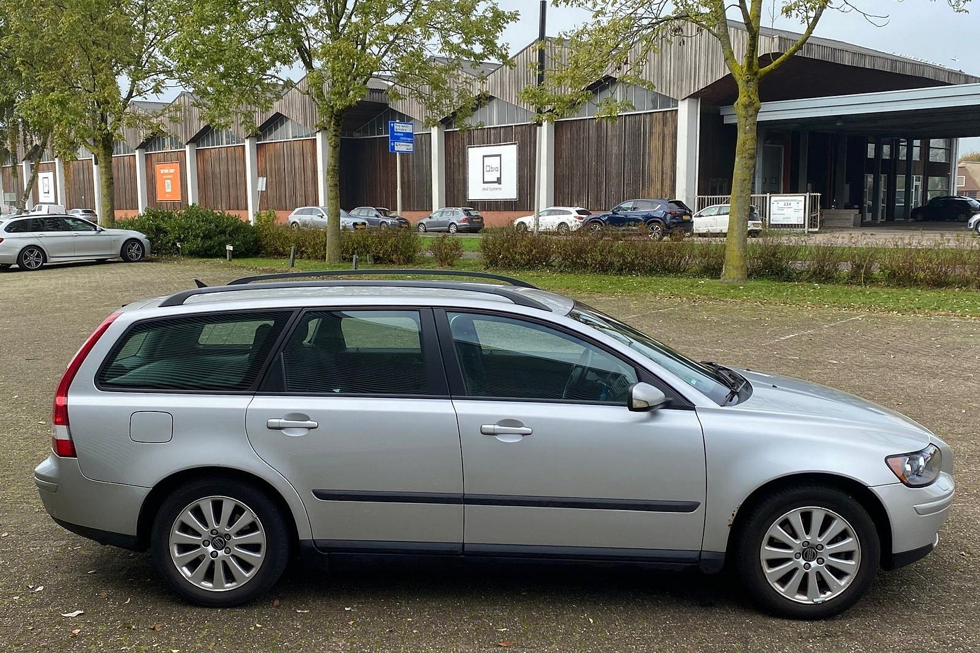 Volvo V50