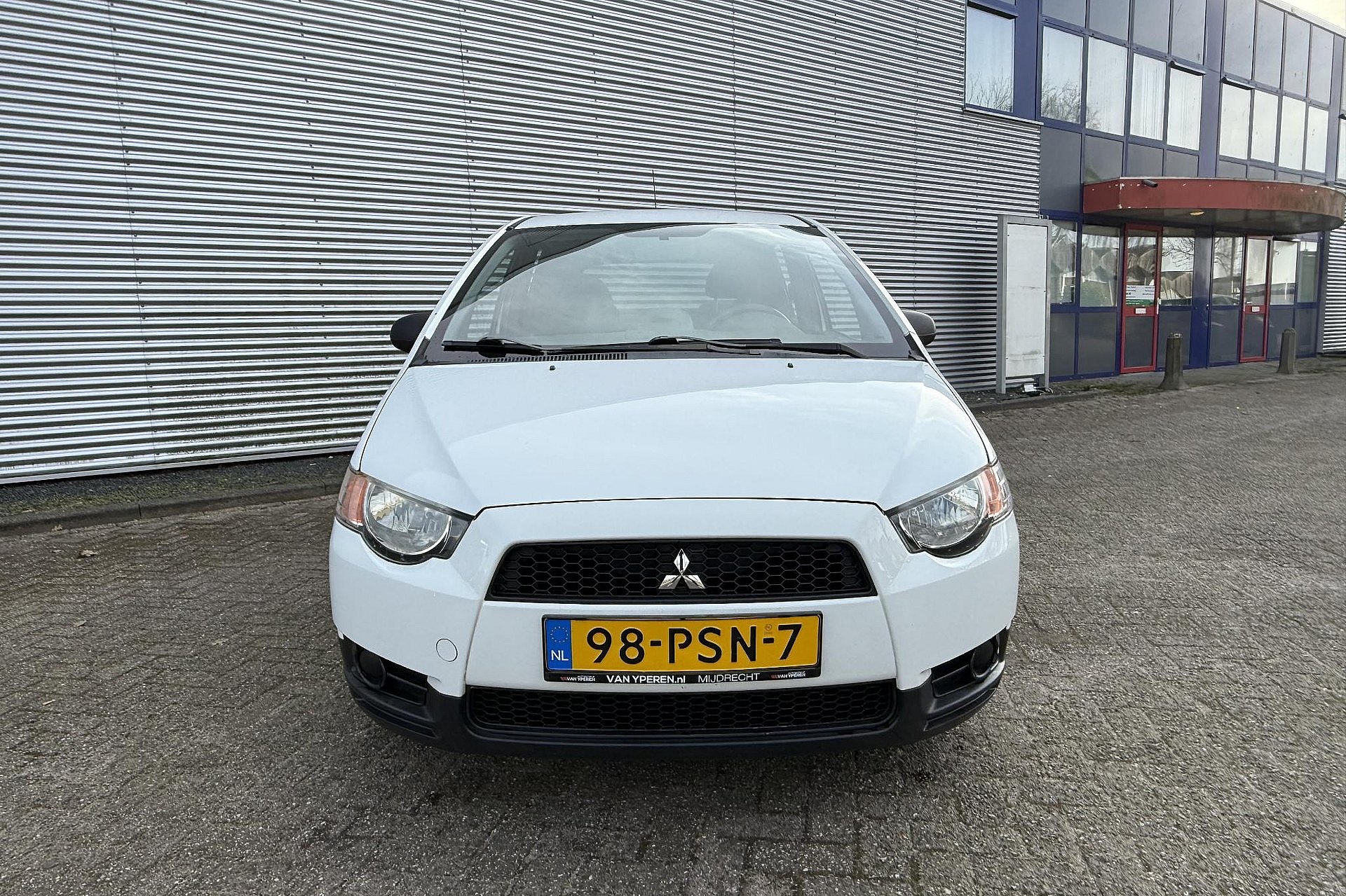 Mitsubishi Colt